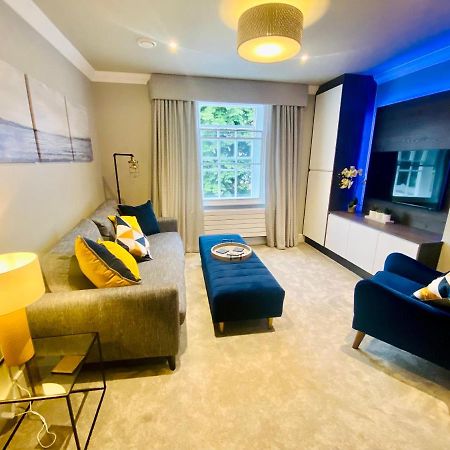 10 Bootham House - Luxury City Centre Apartment With Free Parking For One Car ยอร์ค ภายนอก รูปภาพ