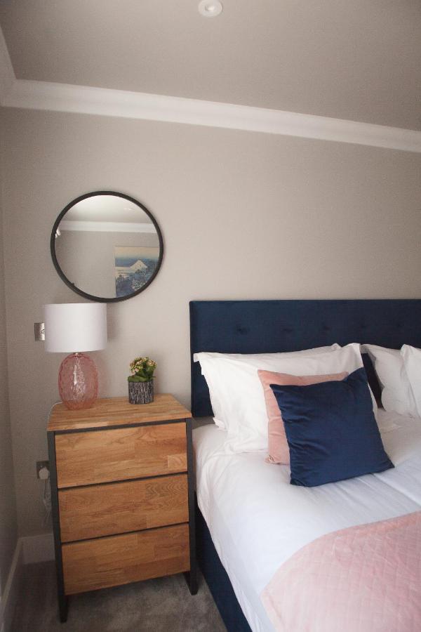 10 Bootham House - Luxury City Centre Apartment With Free Parking For One Car ยอร์ค ภายนอก รูปภาพ